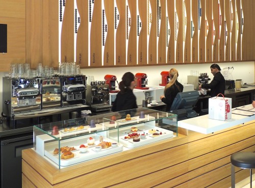 Boutique, Nespresso Cafe in Beverly Hills 